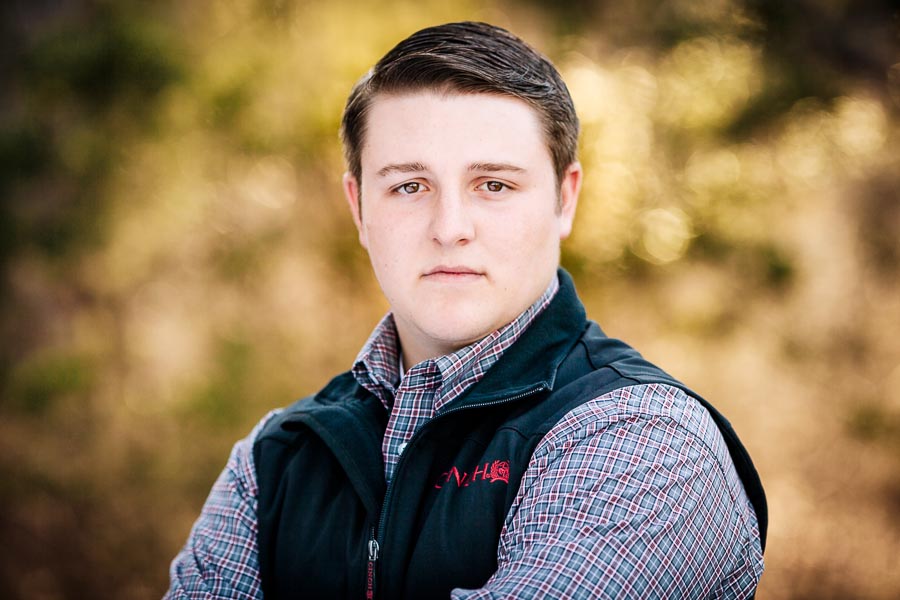 portrait of a high school senior in cedar park texas